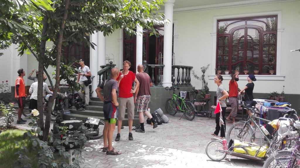 Green House Hostel Dushanbe Exterior foto